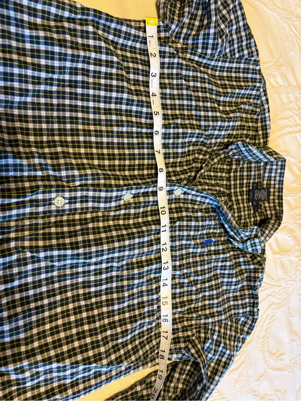 Youth Boys' Large Classic Plaid Button-Up Shirt in Blue and Green EUC